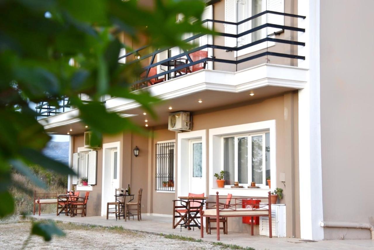 Anemomylos Apartments Ликсури Екстериор снимка