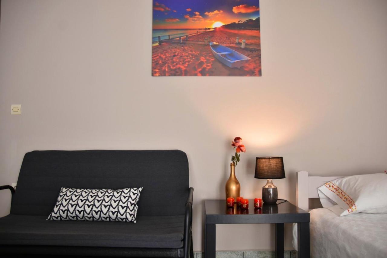 Anemomylos Apartments Ликсури Екстериор снимка