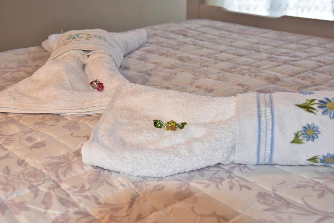 Anemomylos Apartments Ликсури Екстериор снимка