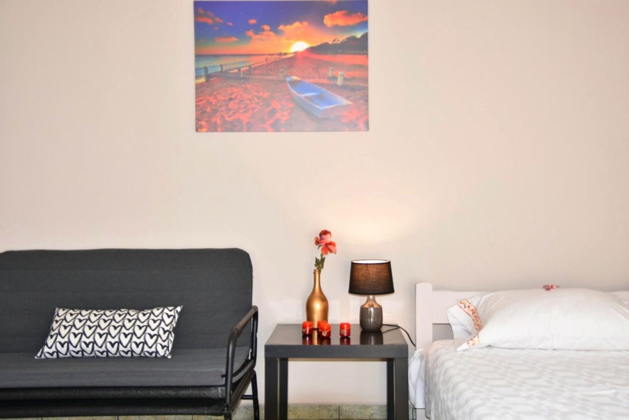 Anemomylos Apartments Ликсури Екстериор снимка