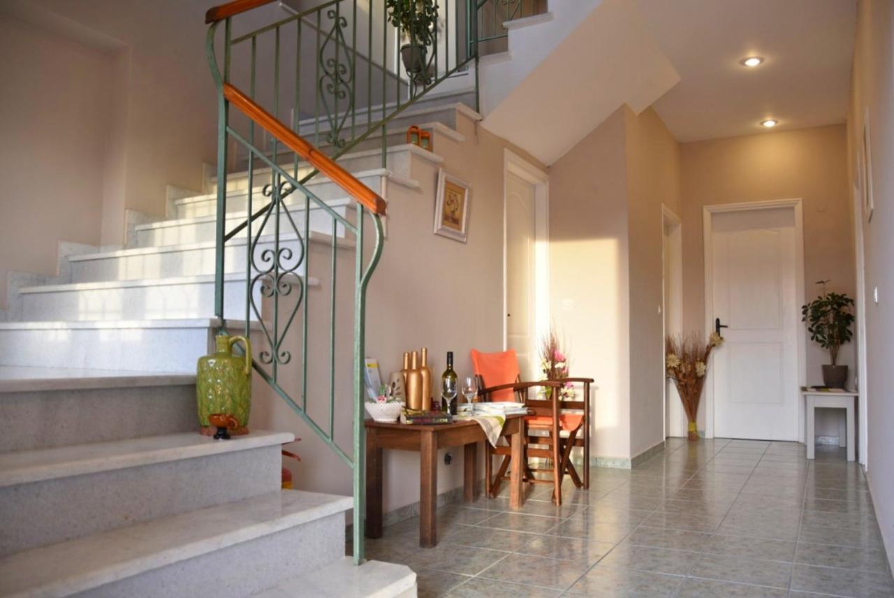 Anemomylos Apartments Ликсури Екстериор снимка